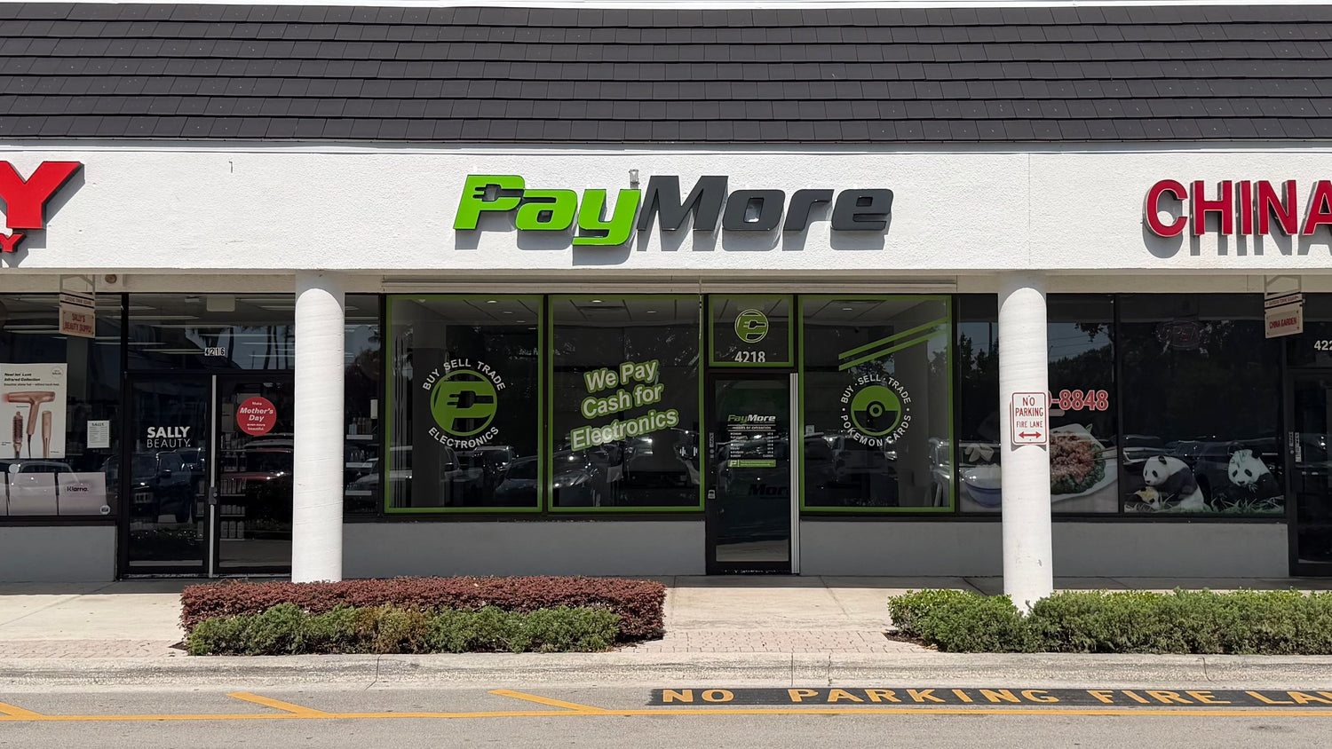 paymore Palm Beach Gardens store front